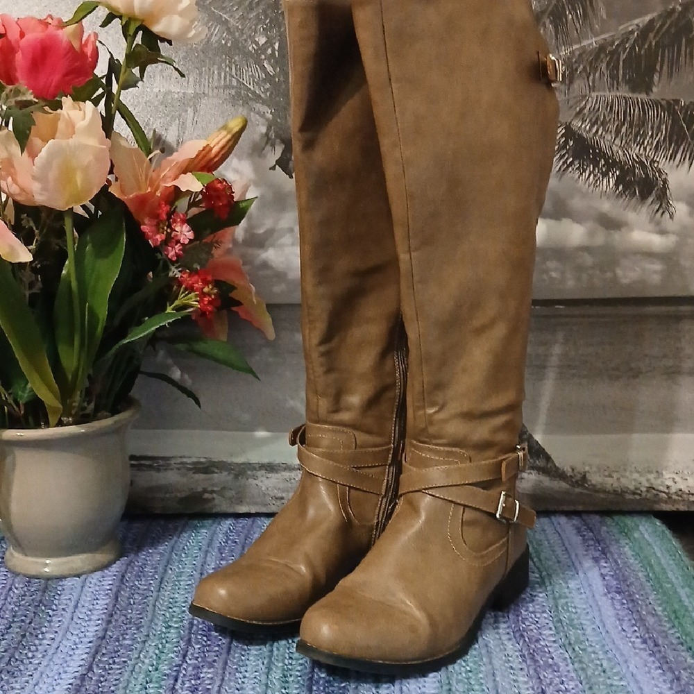 Chic Tan Over the Knee Boots